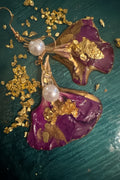 Eardrop Carnations with Pearl