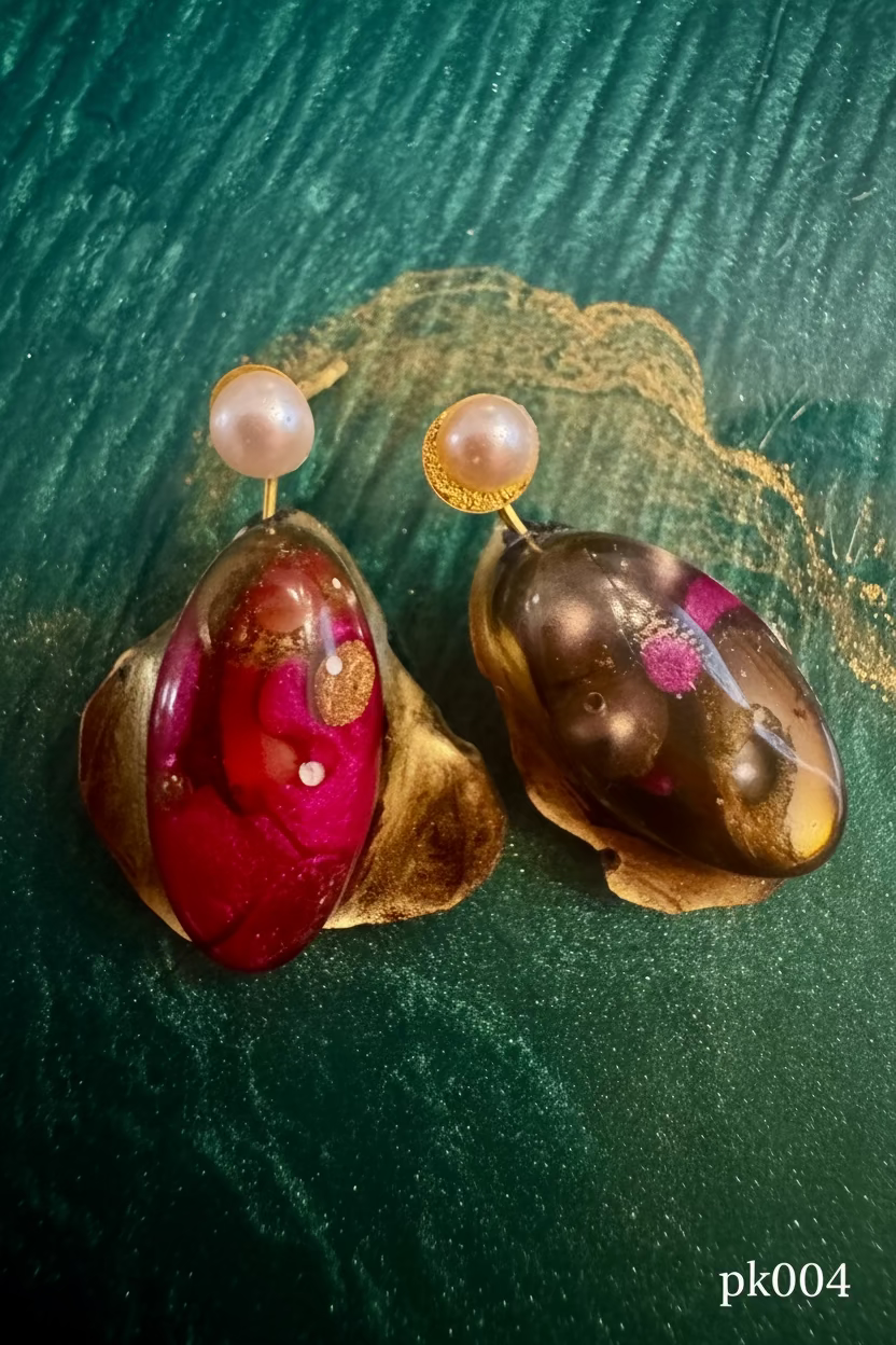 Pink and Gold Resin with multicolored pearls