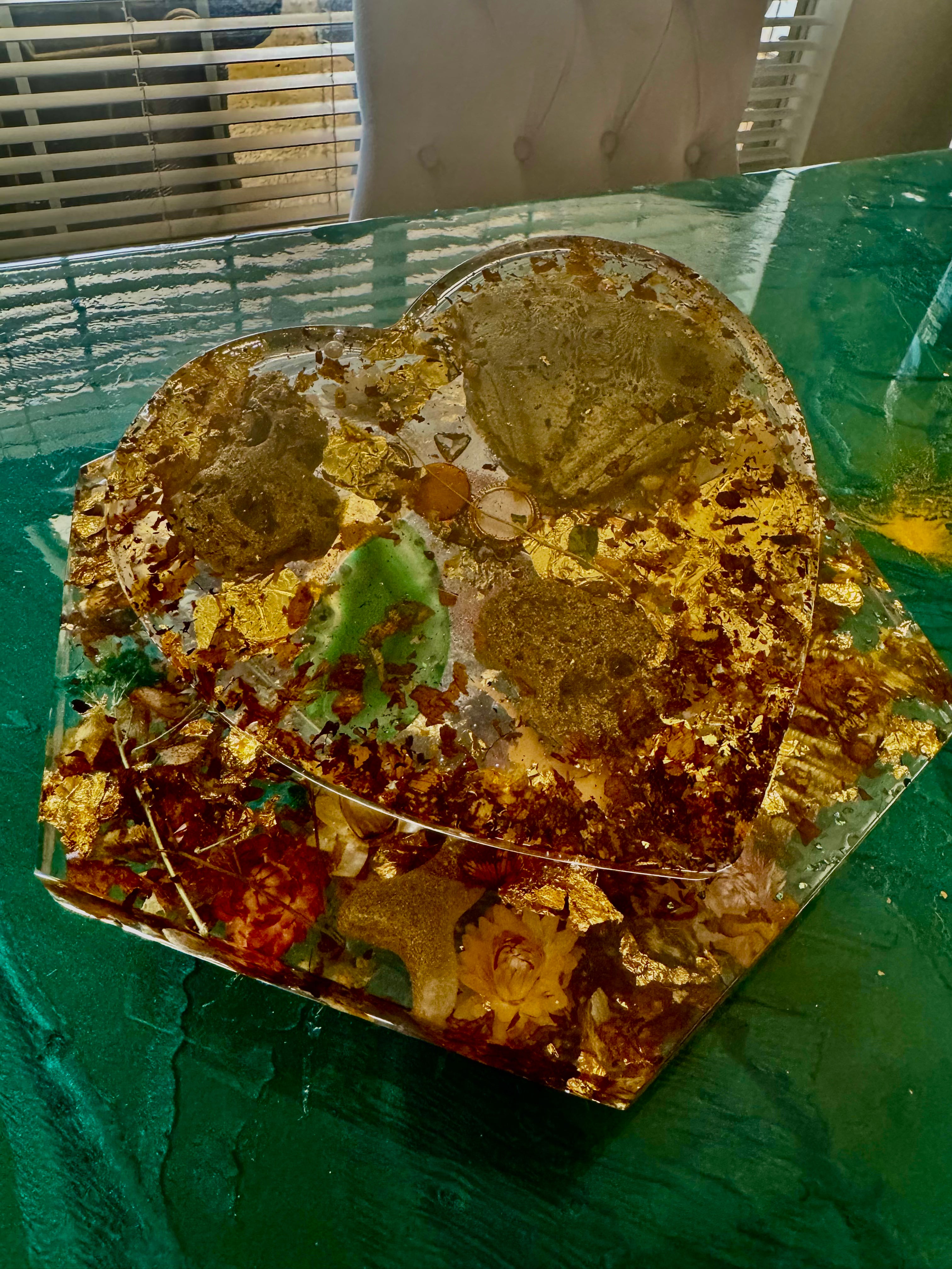 Sand Dollars - Shells and Preserved Flowers Tray Set