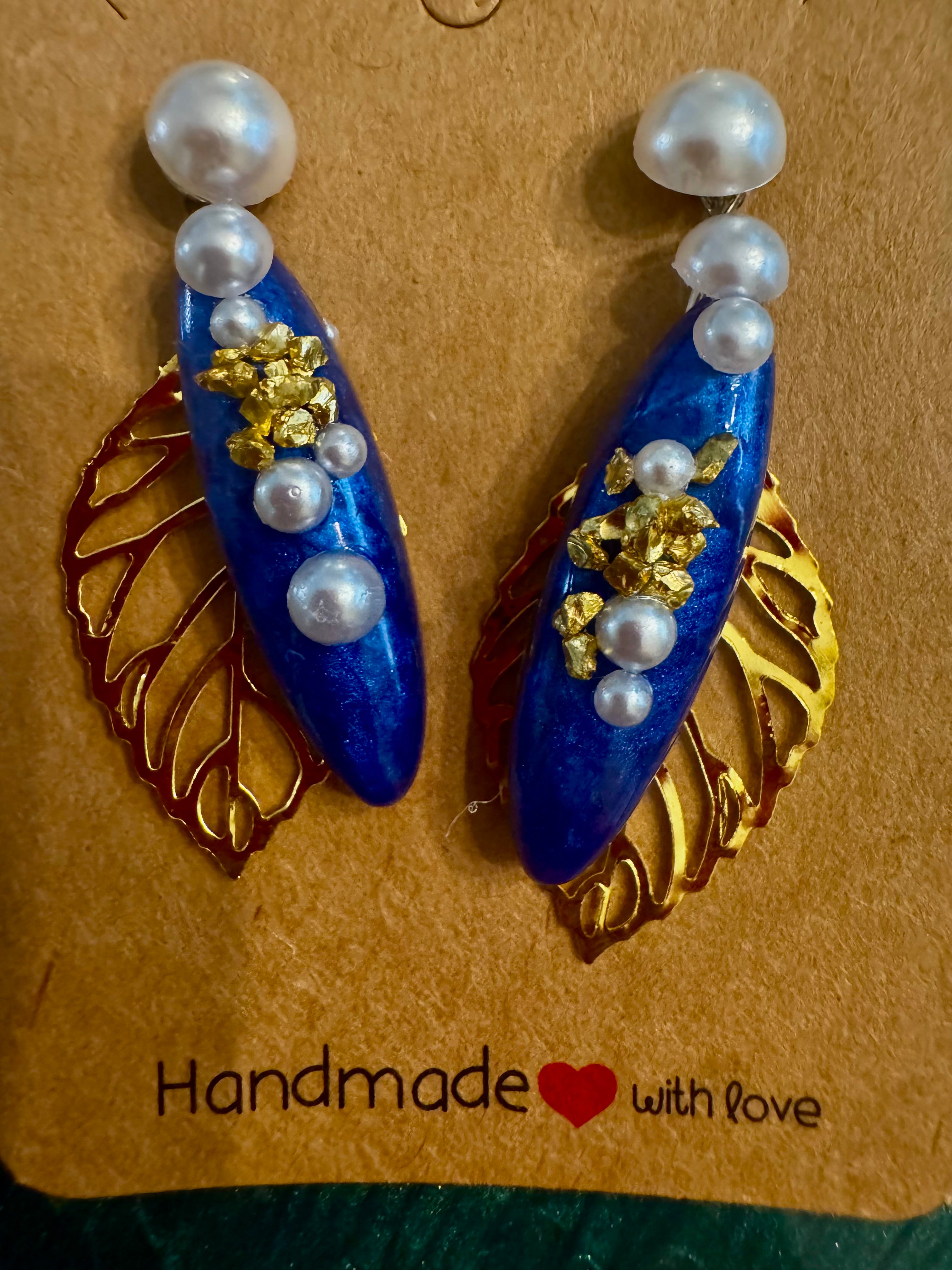 Blue And Pearls Studs